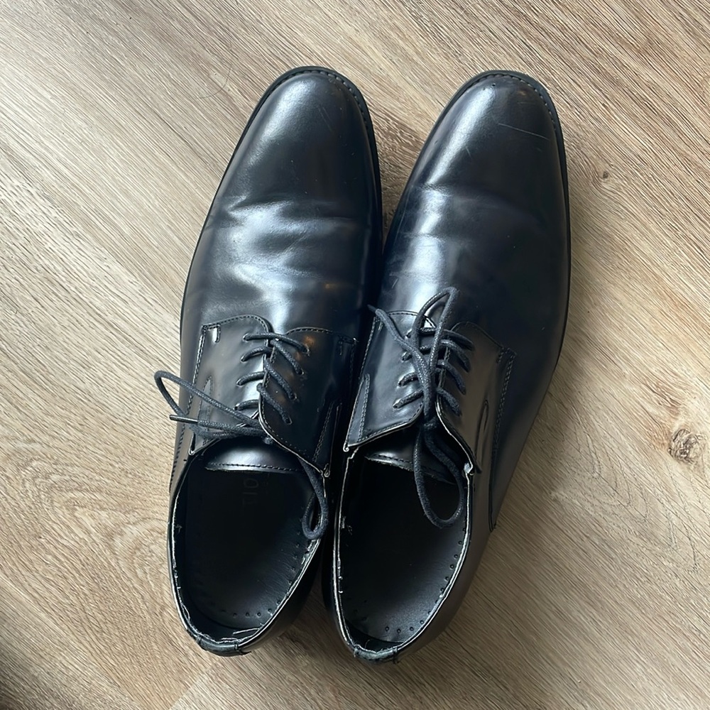 Formal men’s shoes